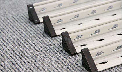 樹脂製ベースキャップ